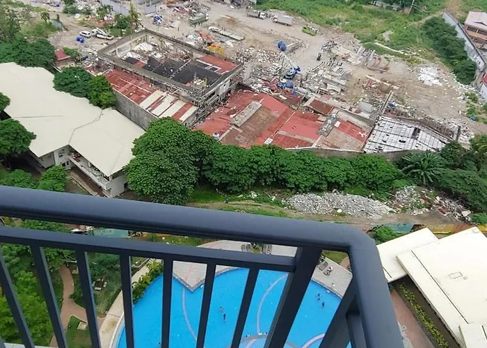 Arlowes At 20f Grand Residences